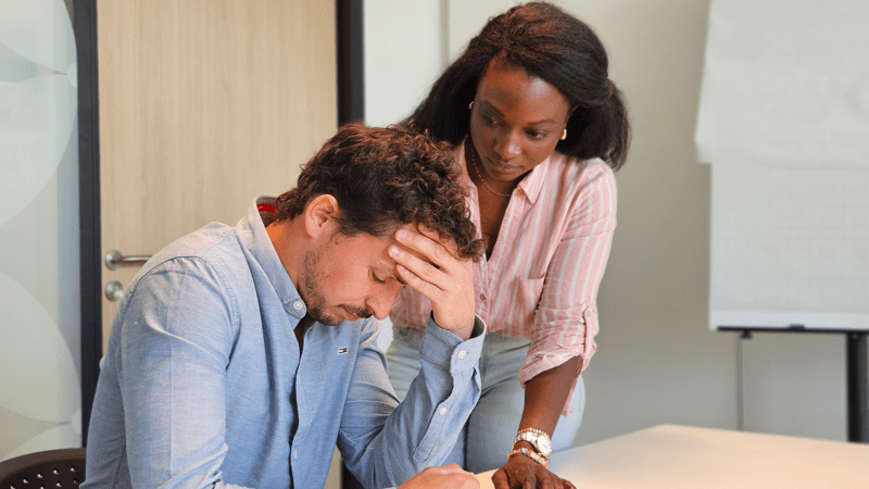 Accompagnement d'une personne en détresse psychologique au travail